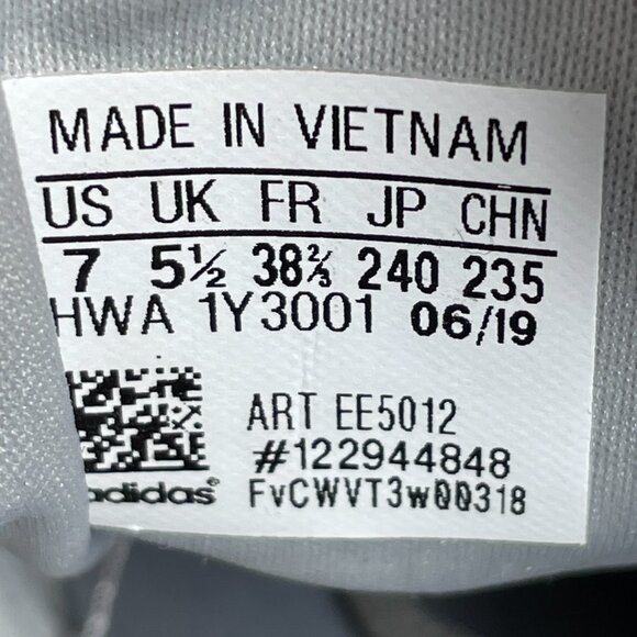 adidas QT Racer Womens Size 7 Running Shoes Gray Silver Cloudfoam Low Sneakers - Picture 13 of 13